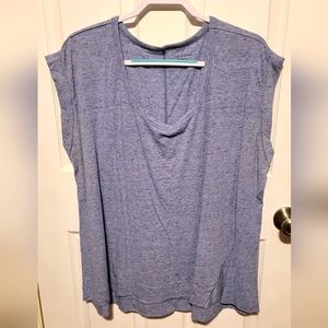 Lane Bryant cute periwinkle athleisure tee 22/24